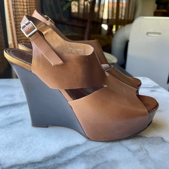 MARNI smooth tan leather wrapped platform heels - Picture 2 of 9